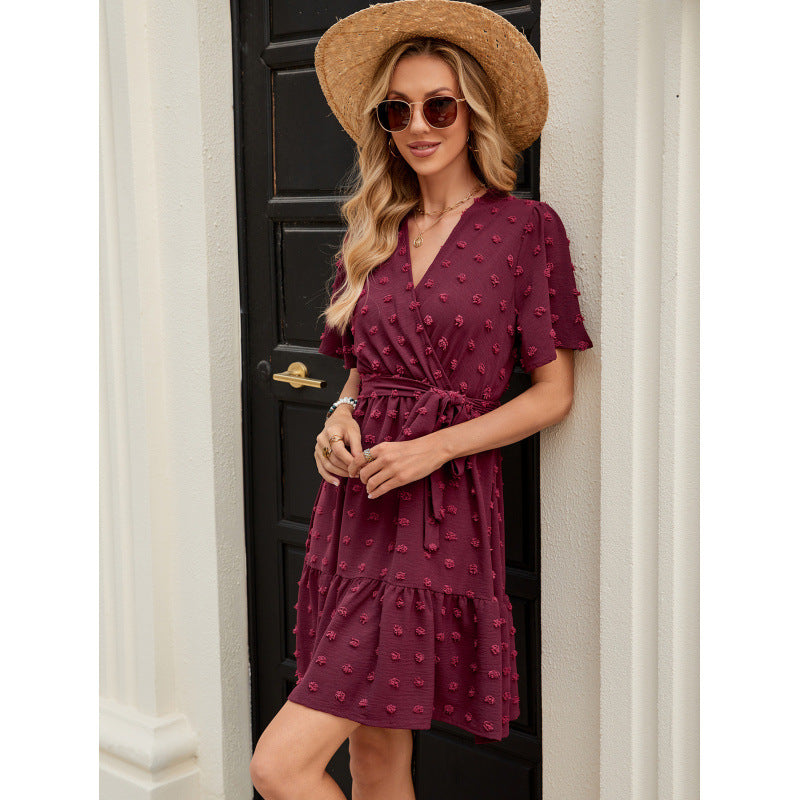 Robes portefeuille élégante pour dames avec jupe à volants Chic und Stil