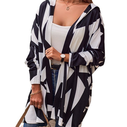Manteau à capuche décontracté pour femmes avec design graphique et coupe ample Chic und Stil