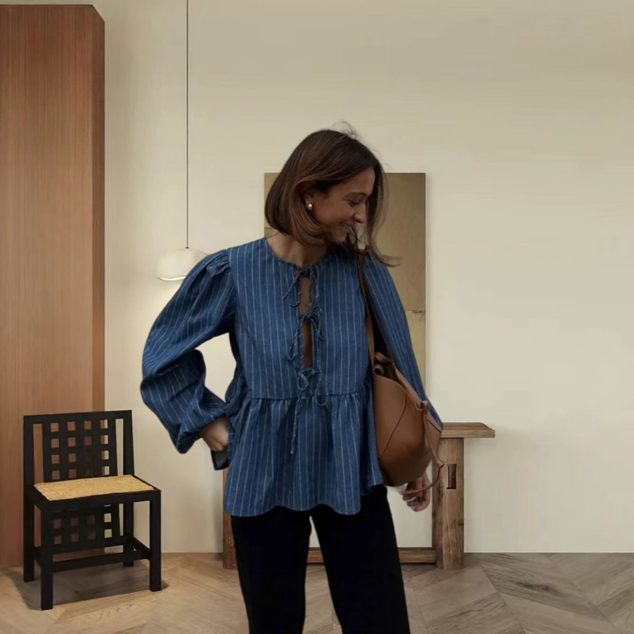 Dames chemise décontractée avec des manches volumineuses et des coutures de forme Chic und Stil