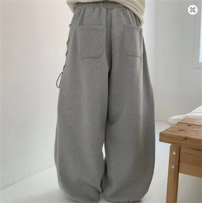 Ladies quilted jackets and casual leisure pants Chic and Style