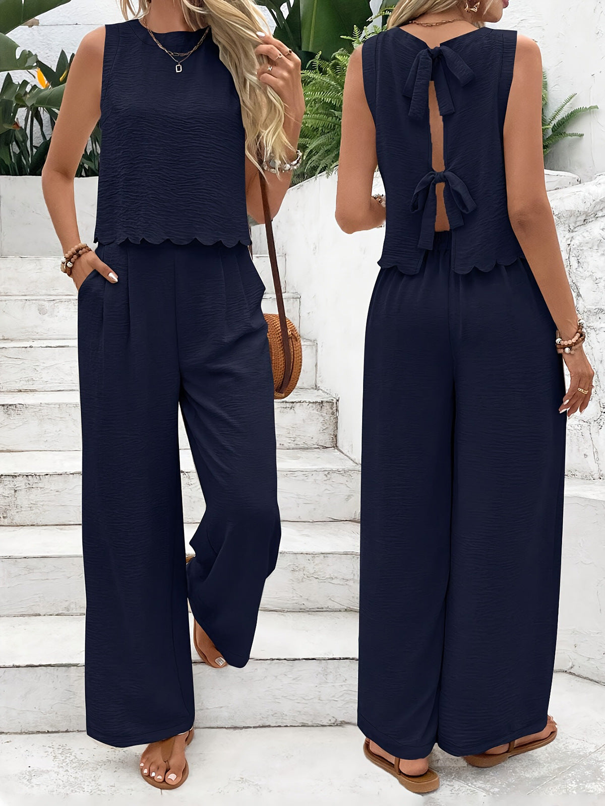 Combinaison femme avec décolleté élégant au dos et jambe large Chic und Stil