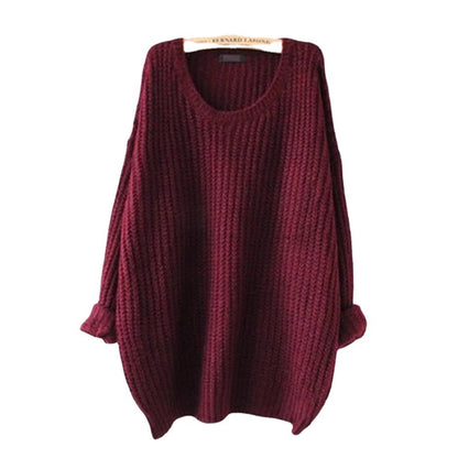Pull-over en grosse maille pour femmes avec des manches larges et un décolleté rond profond Chic und Stil