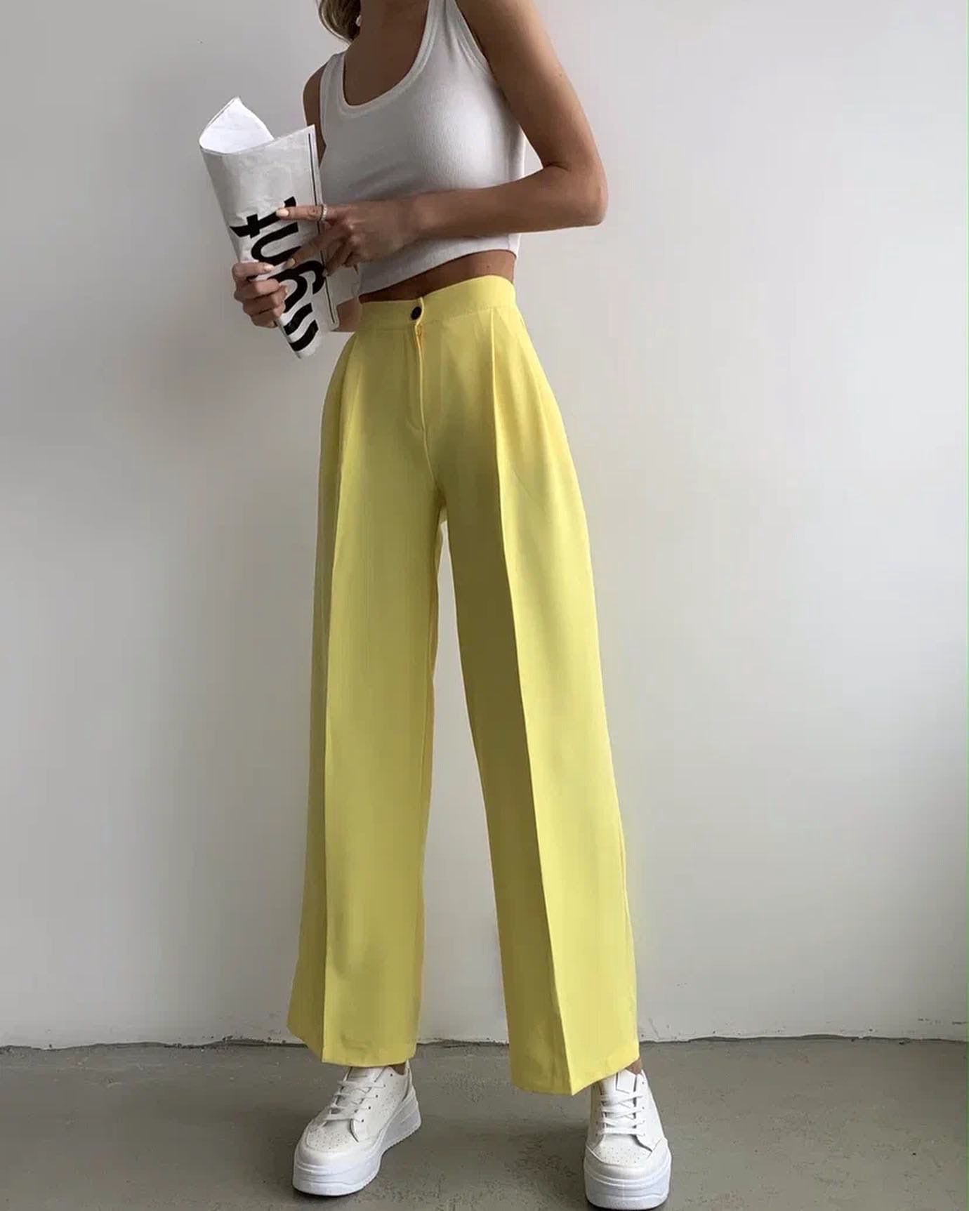 Wide Palazzo Pants for Women with an Elastic Waist and Convenient Pockets Chic and Style