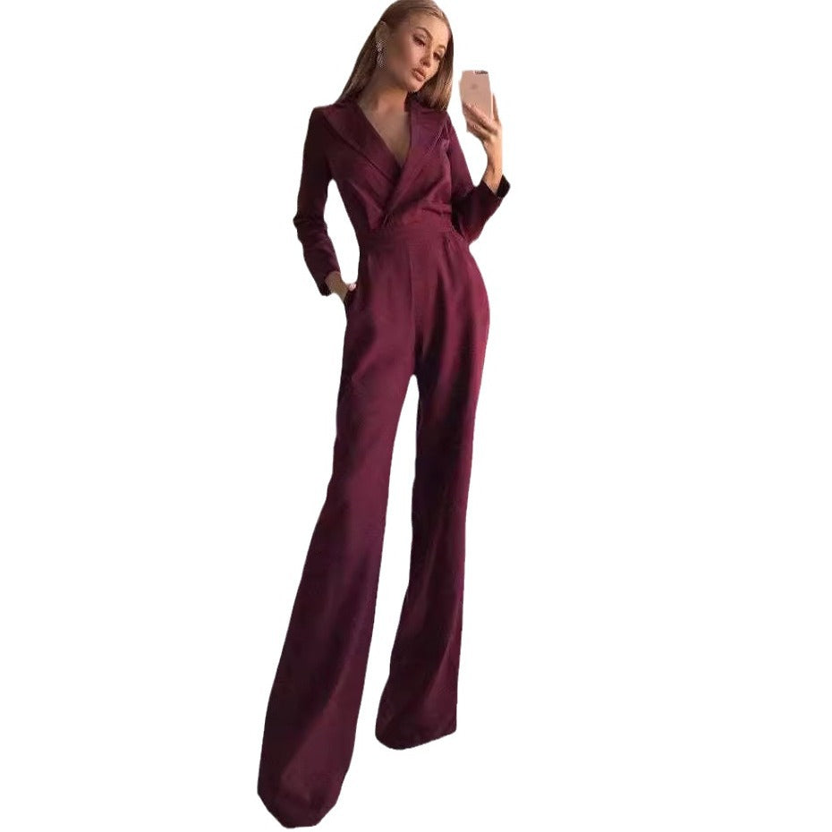 Dames élégant combinaison avec jambe évasée et décolleté en V profond Chic und Stil