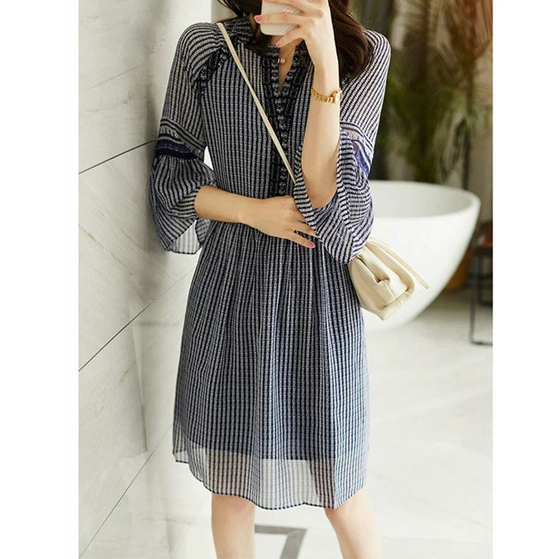 Robe courte à manches courtes à rayures bohémienne Chic und Stil