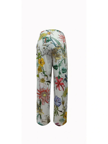 Casual women’s pants with floral pattern and elastic waistband Chic and Style