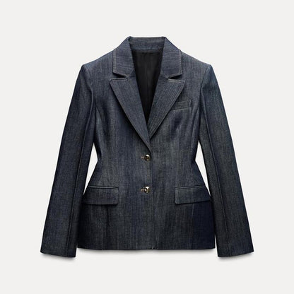 Blazer en jean pour femme au look moderne avec une coupe ajustée et des poches pratiques Chic und Stil