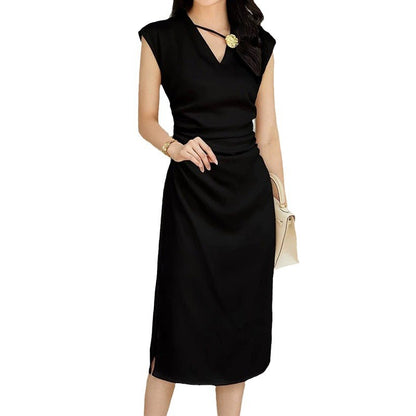 Robe midi élégante pour femme avec un décolleté unique Chic und Stil
