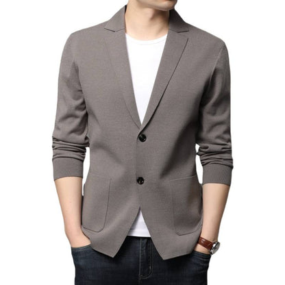 Blazer en tricot pour hommes avec des détails de boutons élégants et des poches pratiques Chic und Stil