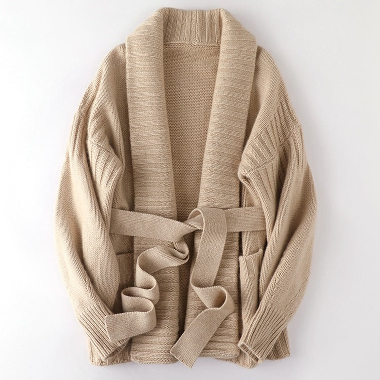 Cardigan en gros tricot pour femmes avec poches et coupe décontractée Chic und Stil