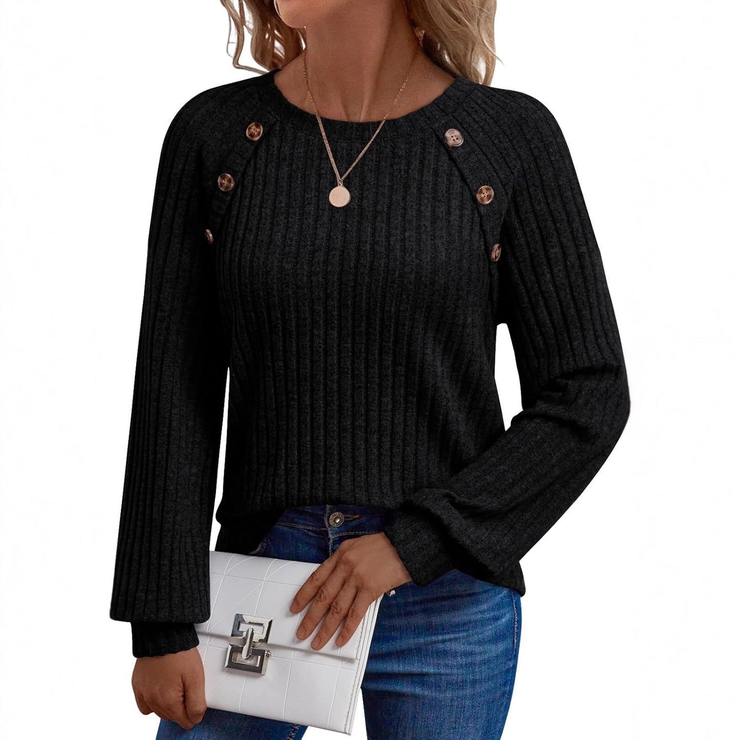 Pull en tricot pour femmes avec boutons décoratifs et fine structure côtelée Chic und Stil