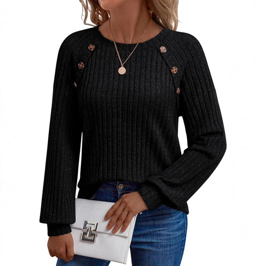 Pull en tricot pour femmes avec boutons décoratifs et fine structure côtelée Chic und Stil
