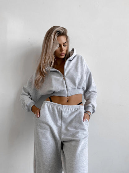 Ladies Comfortable Loungewear Outfit with Cropped Hoodie and Elastic Sweatpants Chic and Style