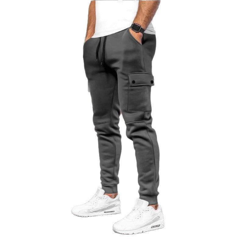 Cargo sweatpants for men with versatile pockets and modern cut Chic and Style