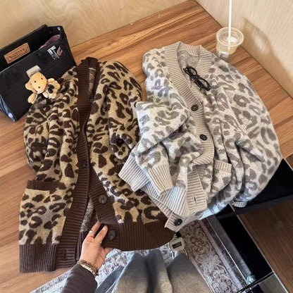 Dames Cardigan léger en tricot avec motif léopard texturé Chic und Stil