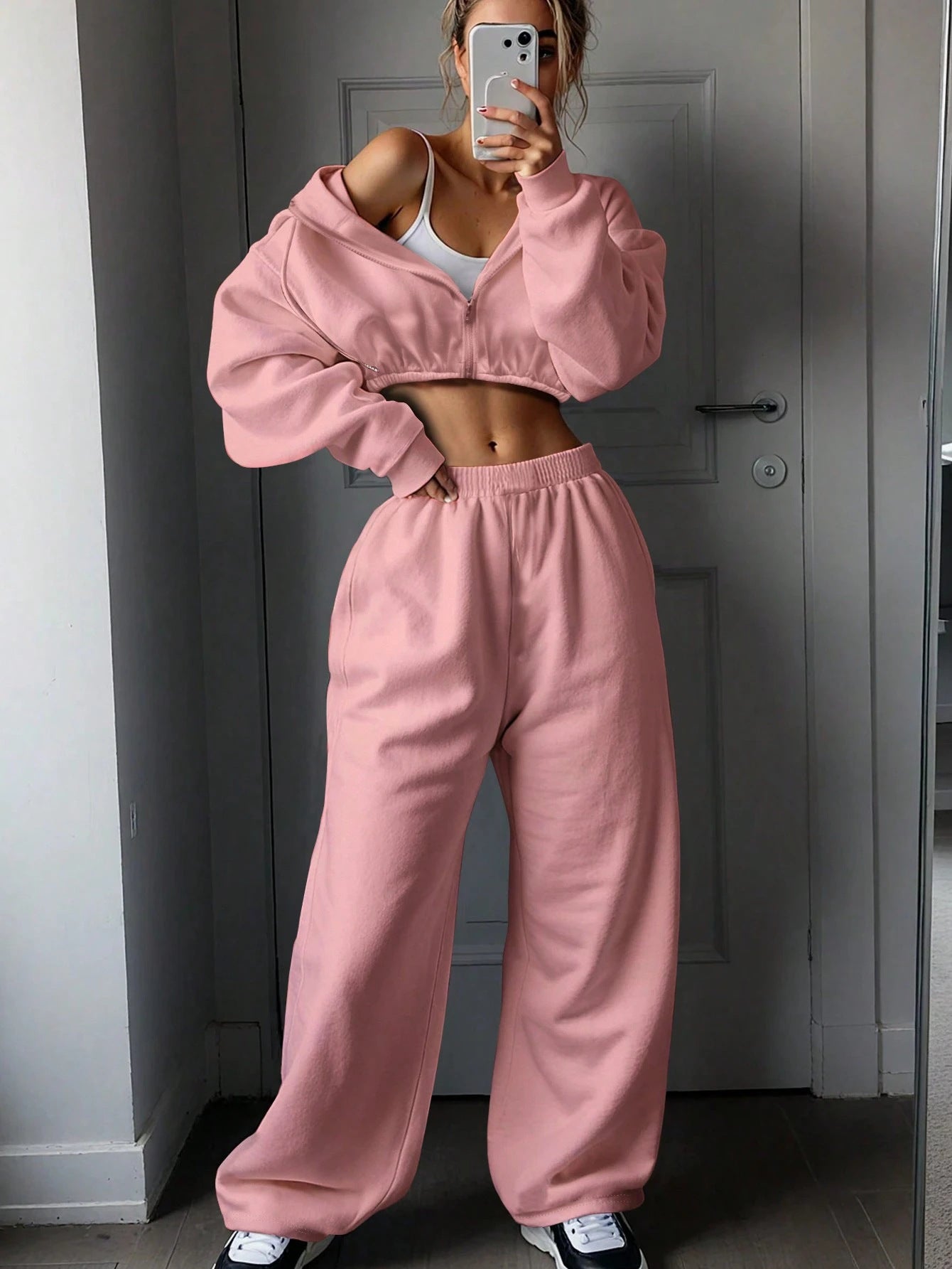 Femme ensemble en polaire décontracté avec pull court et pantalon large Chic und Stil