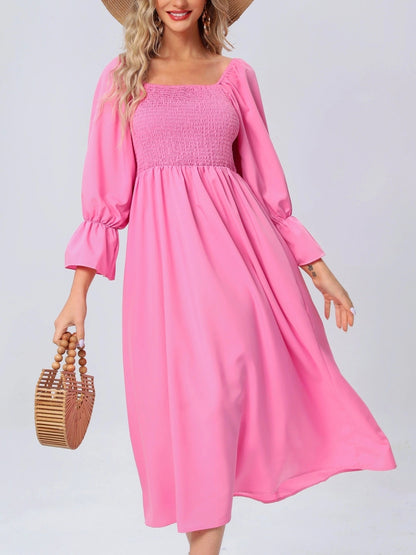 Robe midi pour dames avec des manches bouffantes élastiques et un cordon de taille romantique Chic und Stil