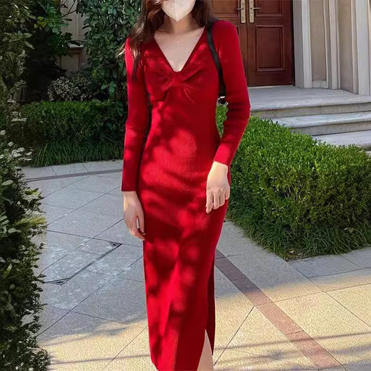 Robe en tricot pour femmes avec décolleté V plongeant et élégante structure côtelée Chic und Stil