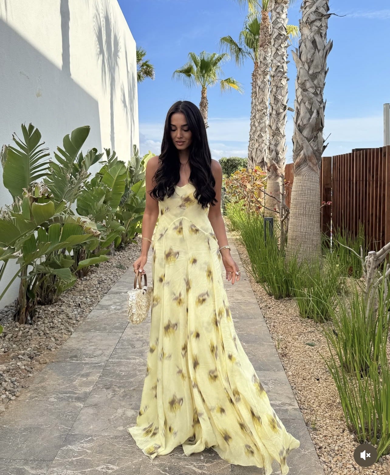 Robe maxi femme avec motif floral et chiffon léger Chic und Stil
