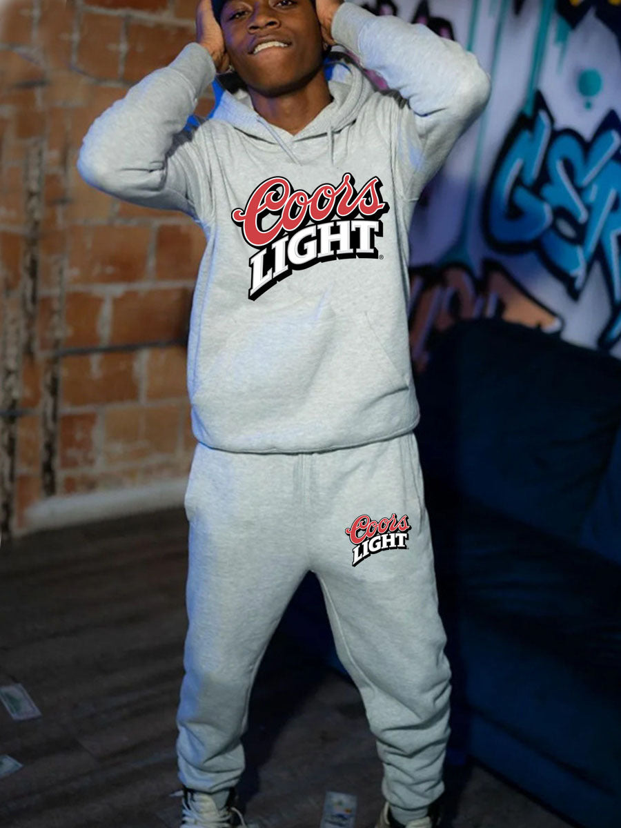 Women's hoodie and jogger pants set with modern logo design Chic und Stil