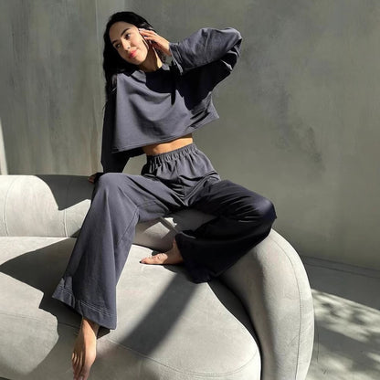 Women casual cropped top and wide leisure pants Chic and Style