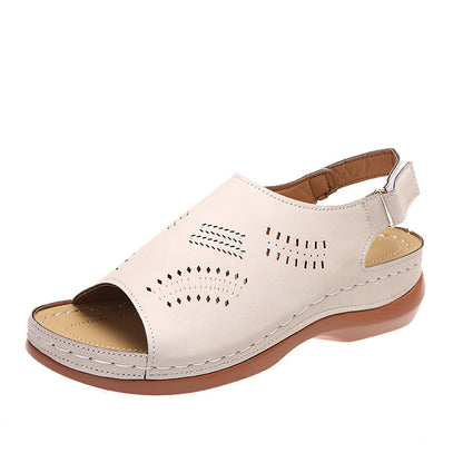 Sabots confortables pour femmes avec une structure de surface respirante et une semelle ergonomique Chic und Stil