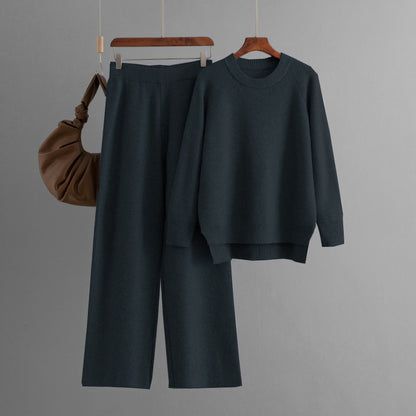 Casual knit lounge set for women with a loose top and comfortable pants Chic and Style