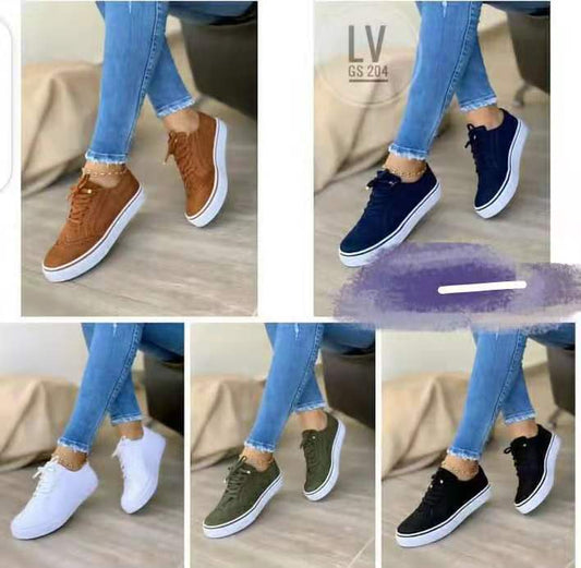 Baskets pour femmes avec dessus en textile à la mode et semelle amortissante Chic und Stil
