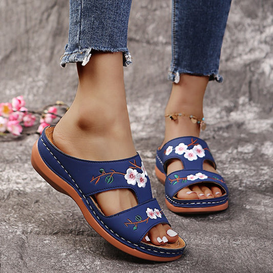 Chaussons confortables pour femmes avec design floral brodé et Semelle anatomique Chic und Stil