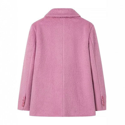 Blazer élégant pour femmes avec douce fourrure et détails décoratifs en boutons Chic und Stil