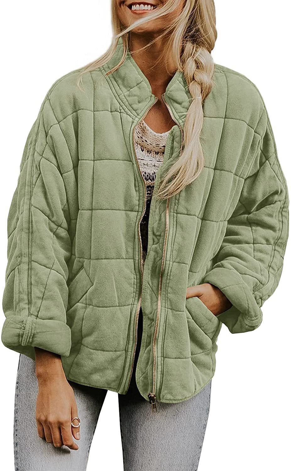 Quilted jacket for women with high collar and practical pocket Chic and Style