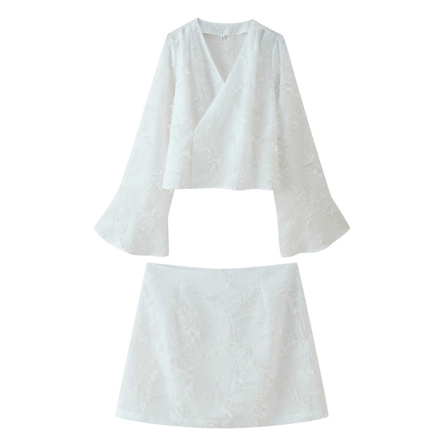 Robe courte élégante pour femmes avec design effiloché et décolleté en V Chic und Stil