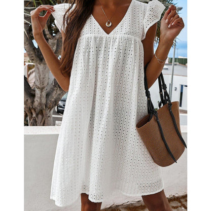 Robe shift à encolure en V avec des manches à volants Chic und Stil