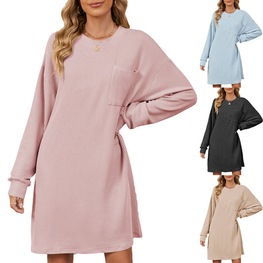 Robe longue décontractée pour femmes à manches longues avec poches pratiques et design structuré moderne Chic und Stil