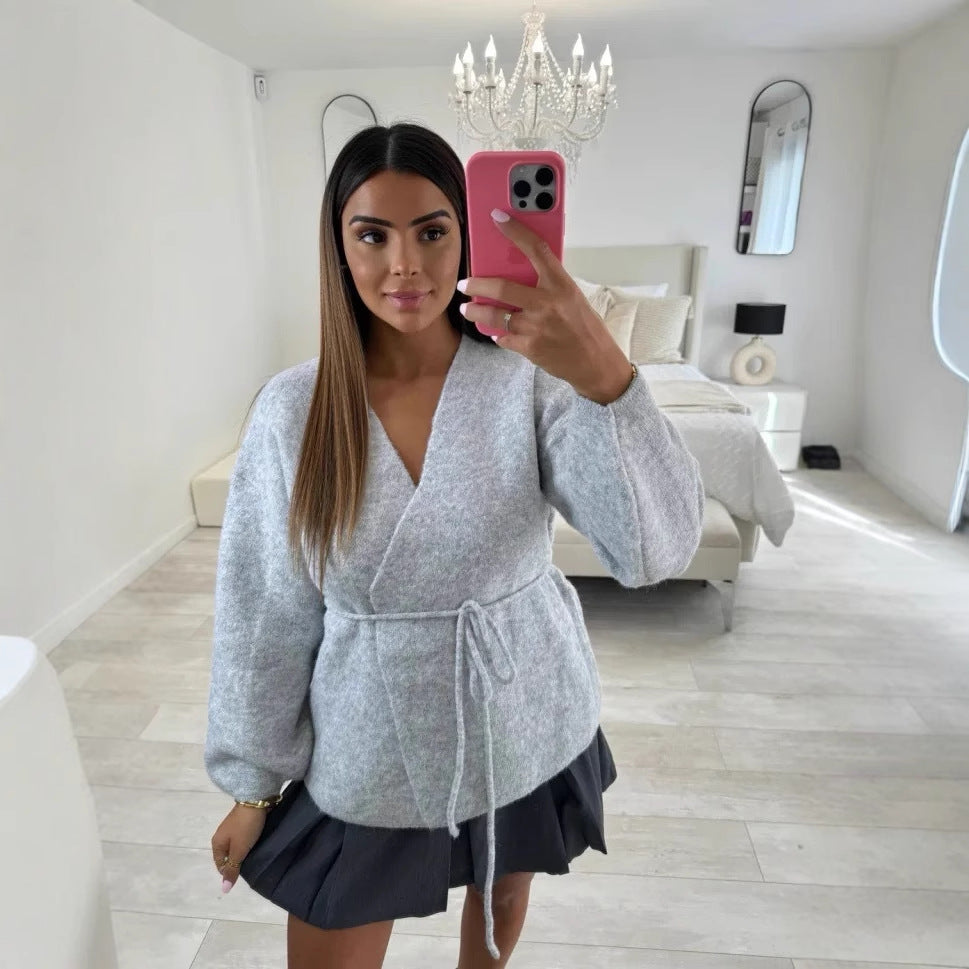 Pull-over à nouer pour femmes avec taille et détails stylés Chic und Stil
