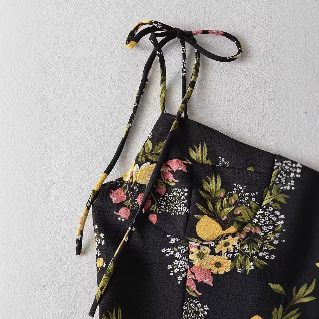 Robe maxi pour femmes avec design floral et fines bretelles spaghetti Chic und Stil