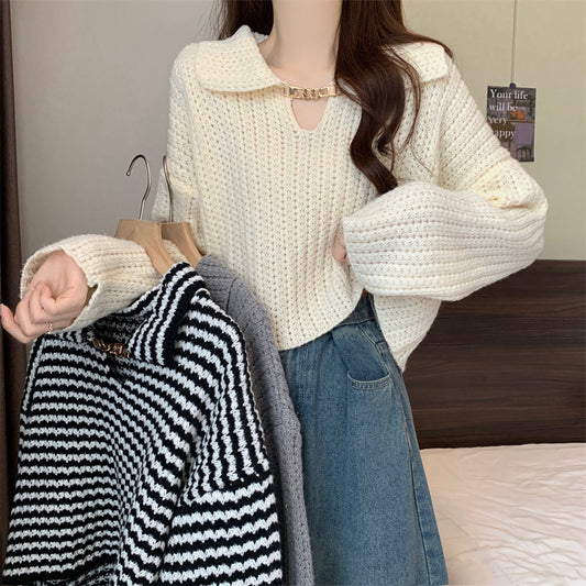 Pull féminin décontracté avec décolleté en V et texture côtelée Chic und Stil