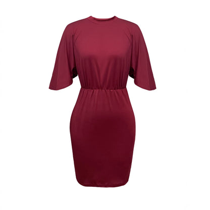 Robe Bodycon pour femmes avec coupe innovante et manches flottantes Chic und Stil