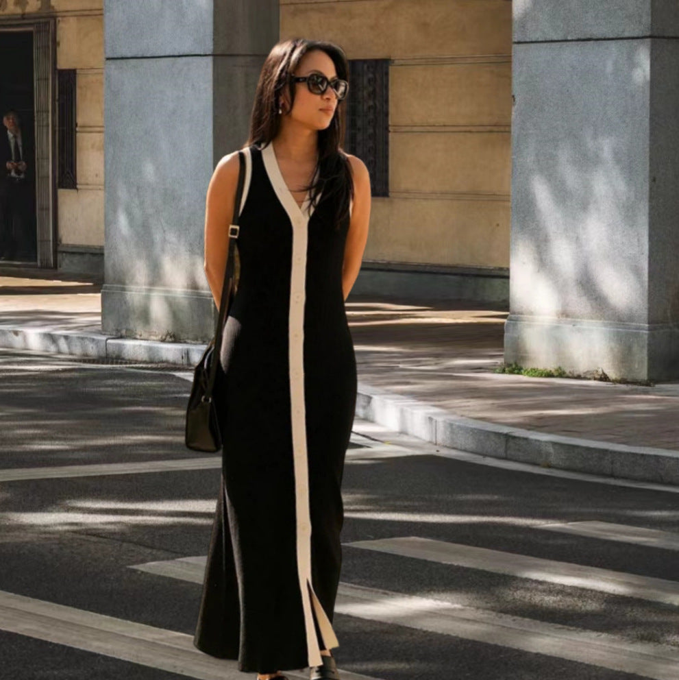Robe maxi pour dames avec patte de boutonnage et design contrasté Chic und Stil