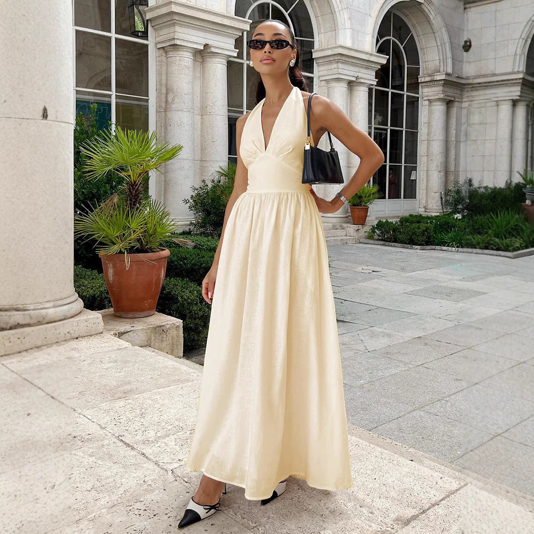 Robe maxi élégante pour femmes avec design à dos nu et jupe fluide Chic und Stil