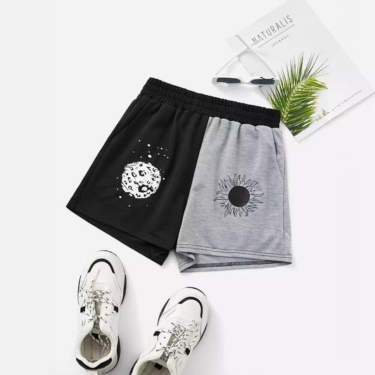 Shorts de loisirs pour femmes avec imprimé planétaire et taille élastique Chic und Stil
