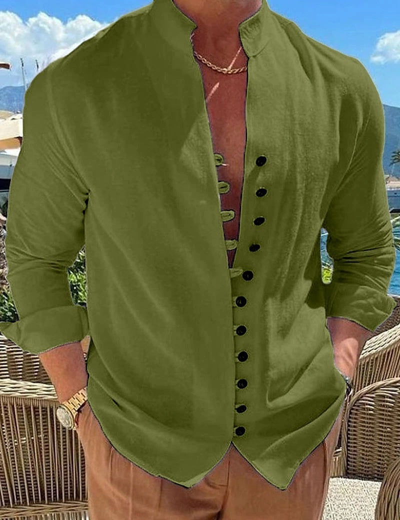 Chemise masculine tendance avec une légère structure et patte de boutonnage Chic und Stil