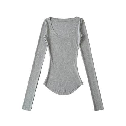 Chemisier à manches longues pour femmes avec un col rond élégant et une coupe cintrée Chic und Stil