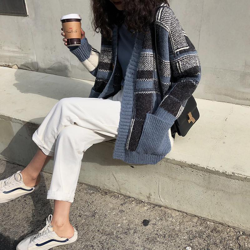 Ladies Oversized Pullover with Checkered Pattern Chic und Stil