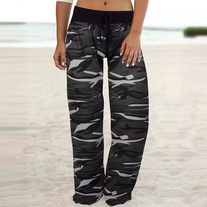 Pantalon de loisirs pour femmes au look camouflage moderne Chic und Stil