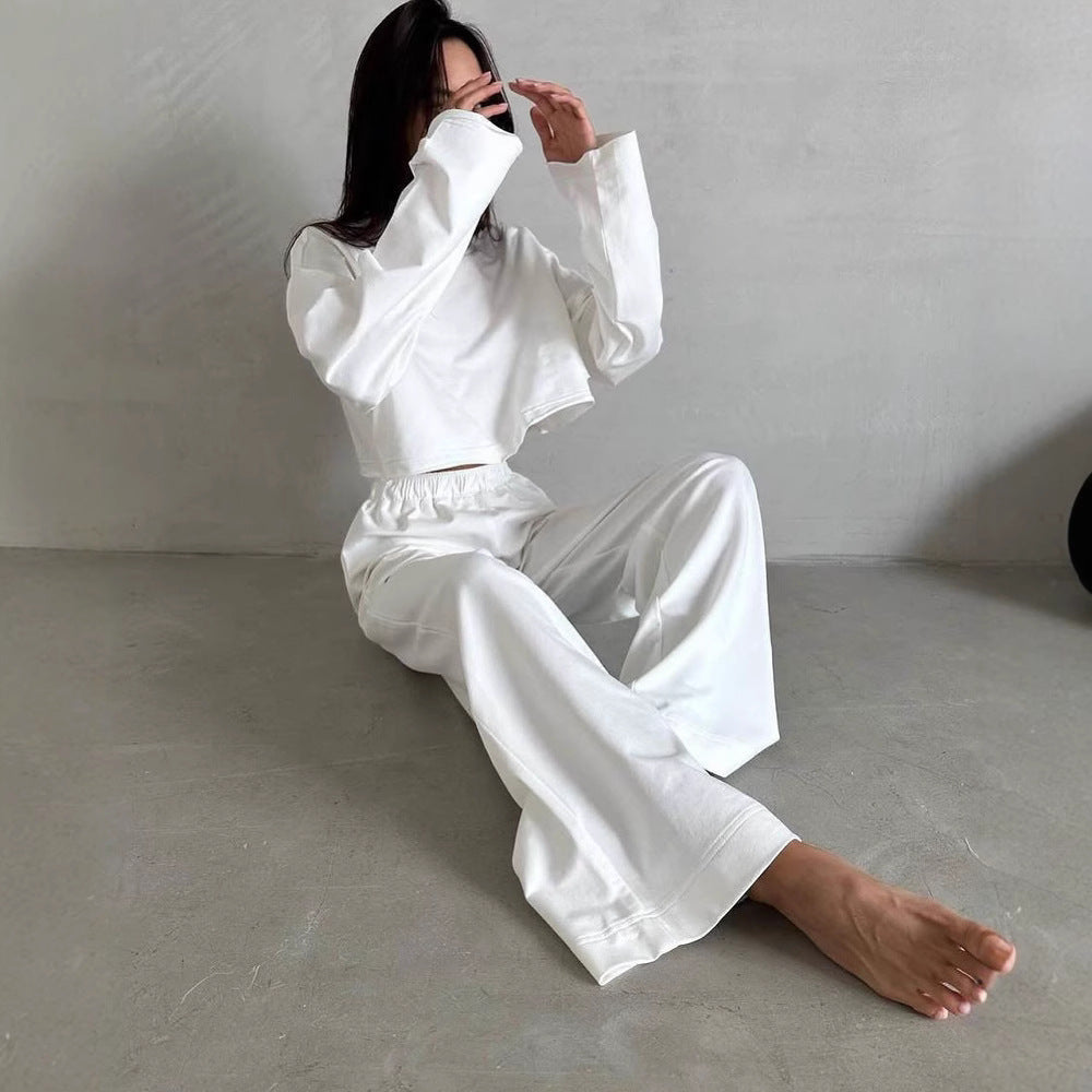 Women casual cropped top and wide leisure pants Chic and Style