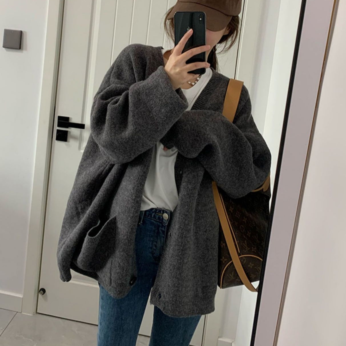 Dames Gilet confortable en tricot avec des manches larges et des poches pratiques Chic und Stil