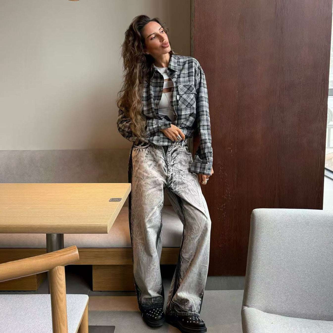 Baggy Jeans for women with a unique bicolored design Chic and Style