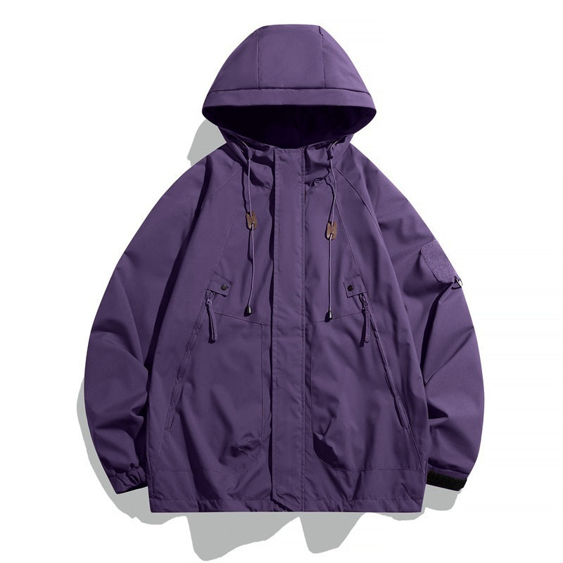 Functional technical jacket for women with adjustable hood system and robust weather protection Chic and Style