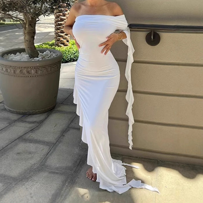 Dames Élégante Robe Maxi Off-Shoulder avec Ourlet Asymétrique et Détails Volants Chic und Stil
